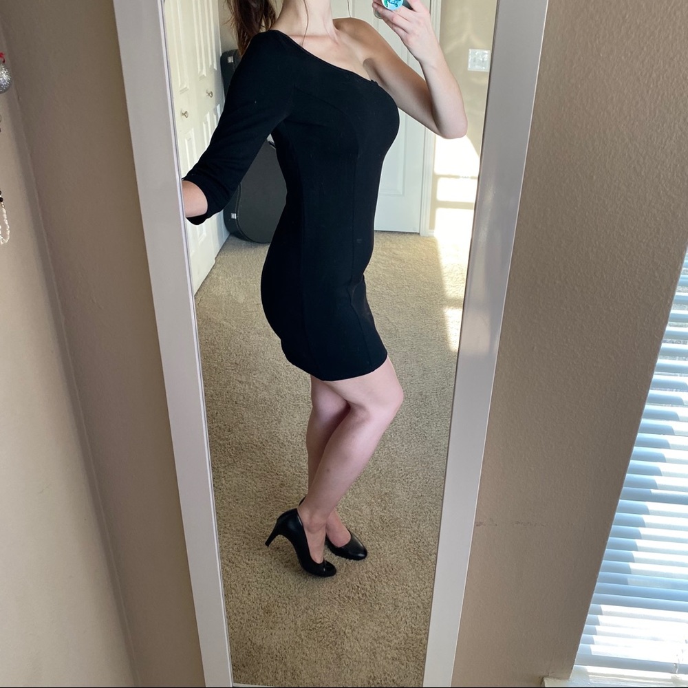 Black body con mini dress
